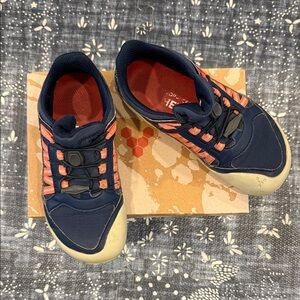 Vivobarefoot 13 Explore AT Kids in Outer Space Textile
